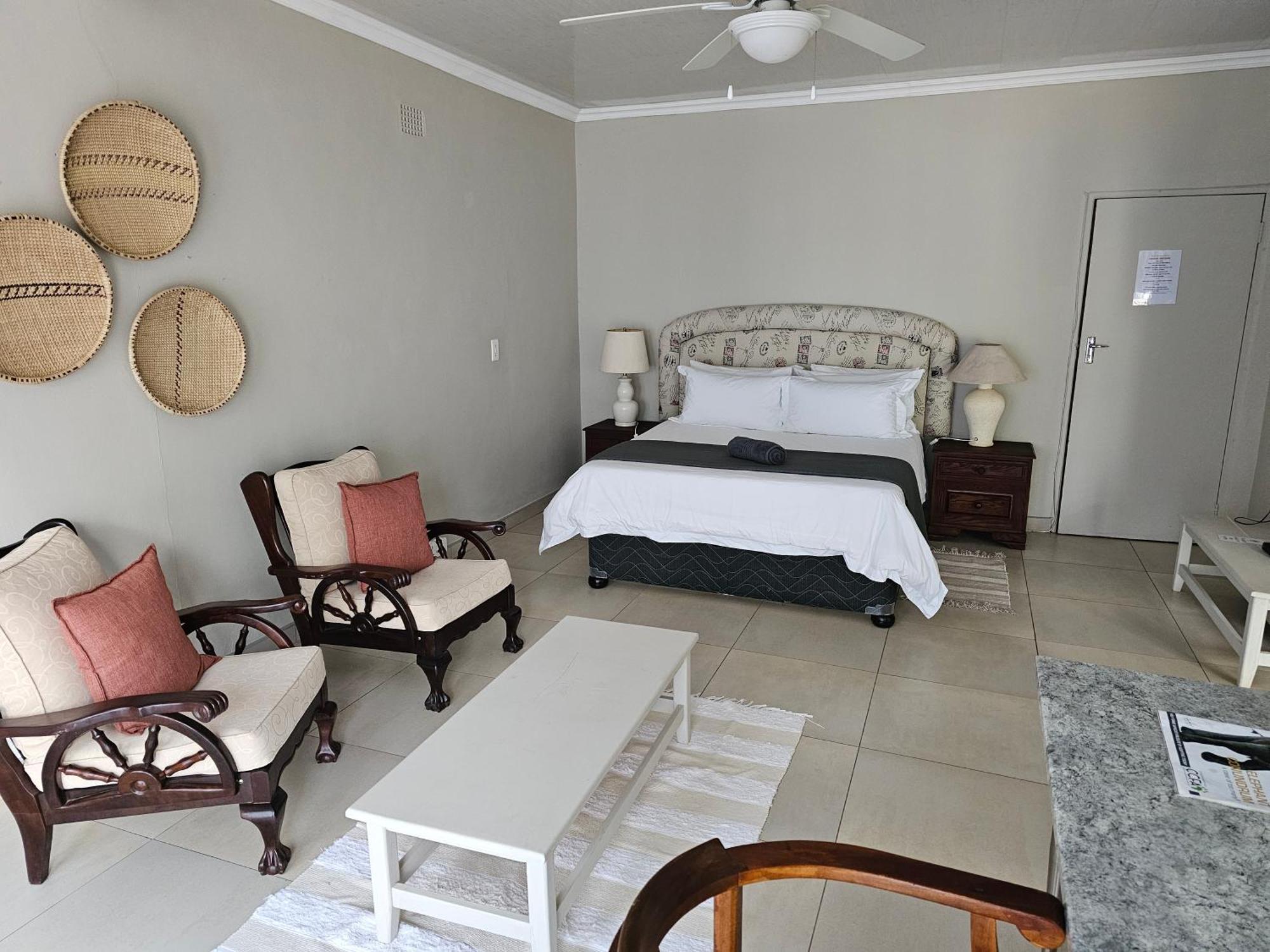 Pecan Farm Guesthouse หลุยส์ทริคาร์ดท์ ภายนอก รูปภาพ