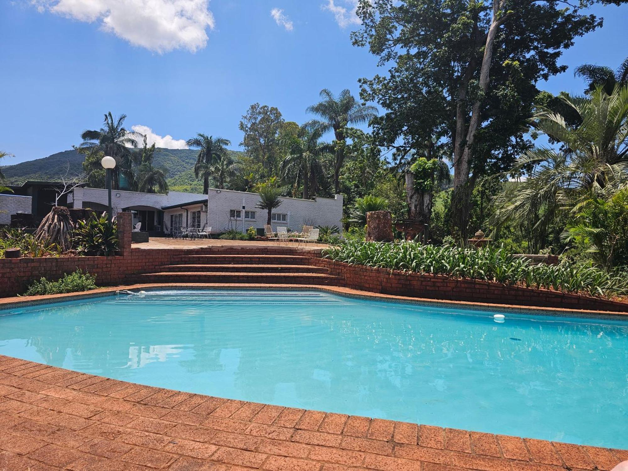 Pecan Farm Guesthouse หลุยส์ทริคาร์ดท์ ภายนอก รูปภาพ