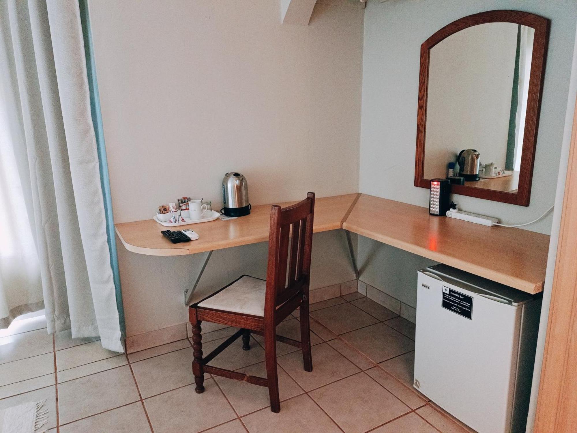 Pecan Farm Guesthouse หลุยส์ทริคาร์ดท์ ภายนอก รูปภาพ